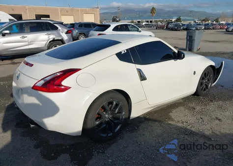 2019 Nissan 370Z z USA, uszkodzony, nr VIN JN1AZ4EH2KM421930
